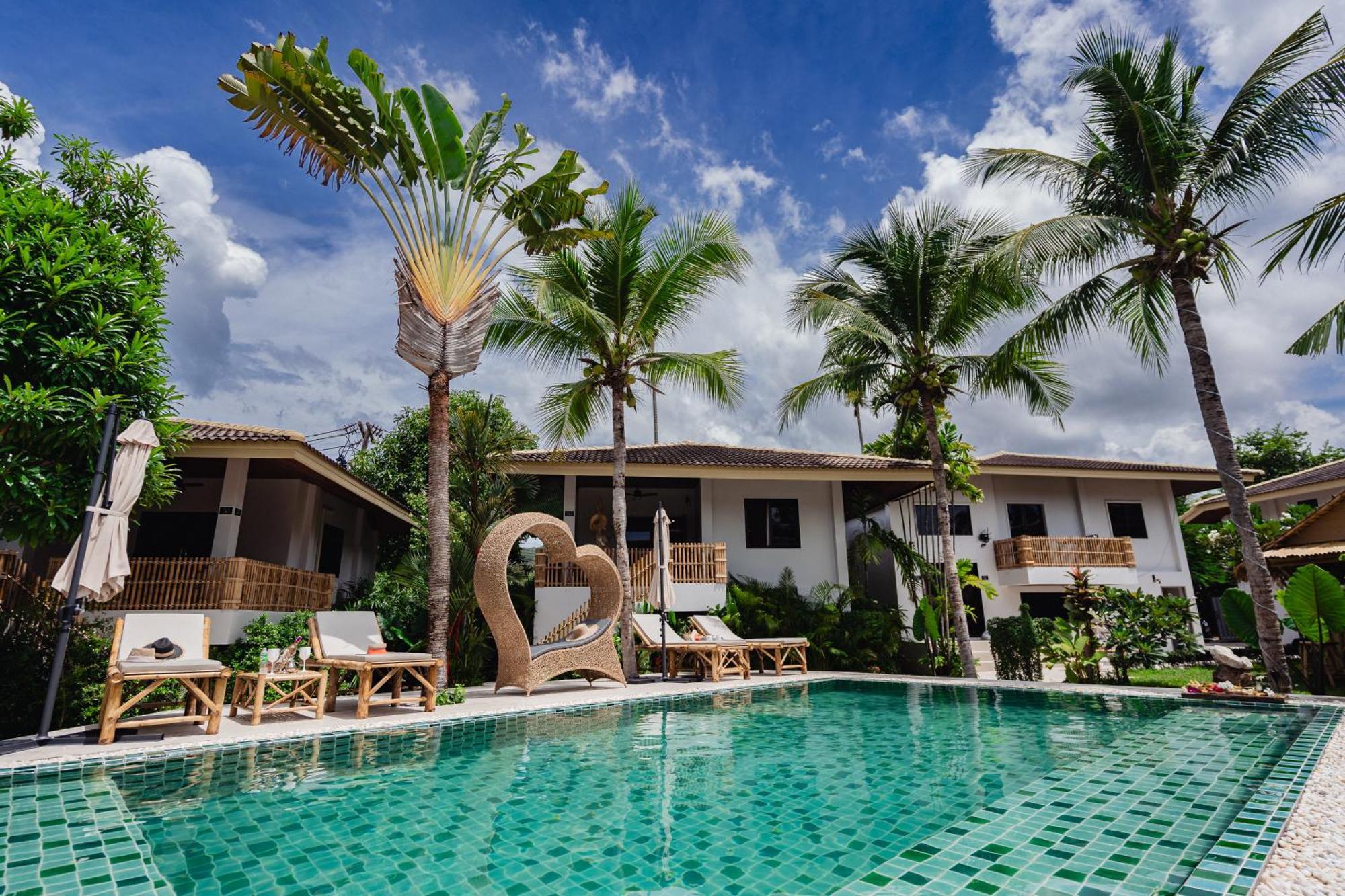 ฮอลิเดย์พาร์ค Tulum หน้าทอนเบย์